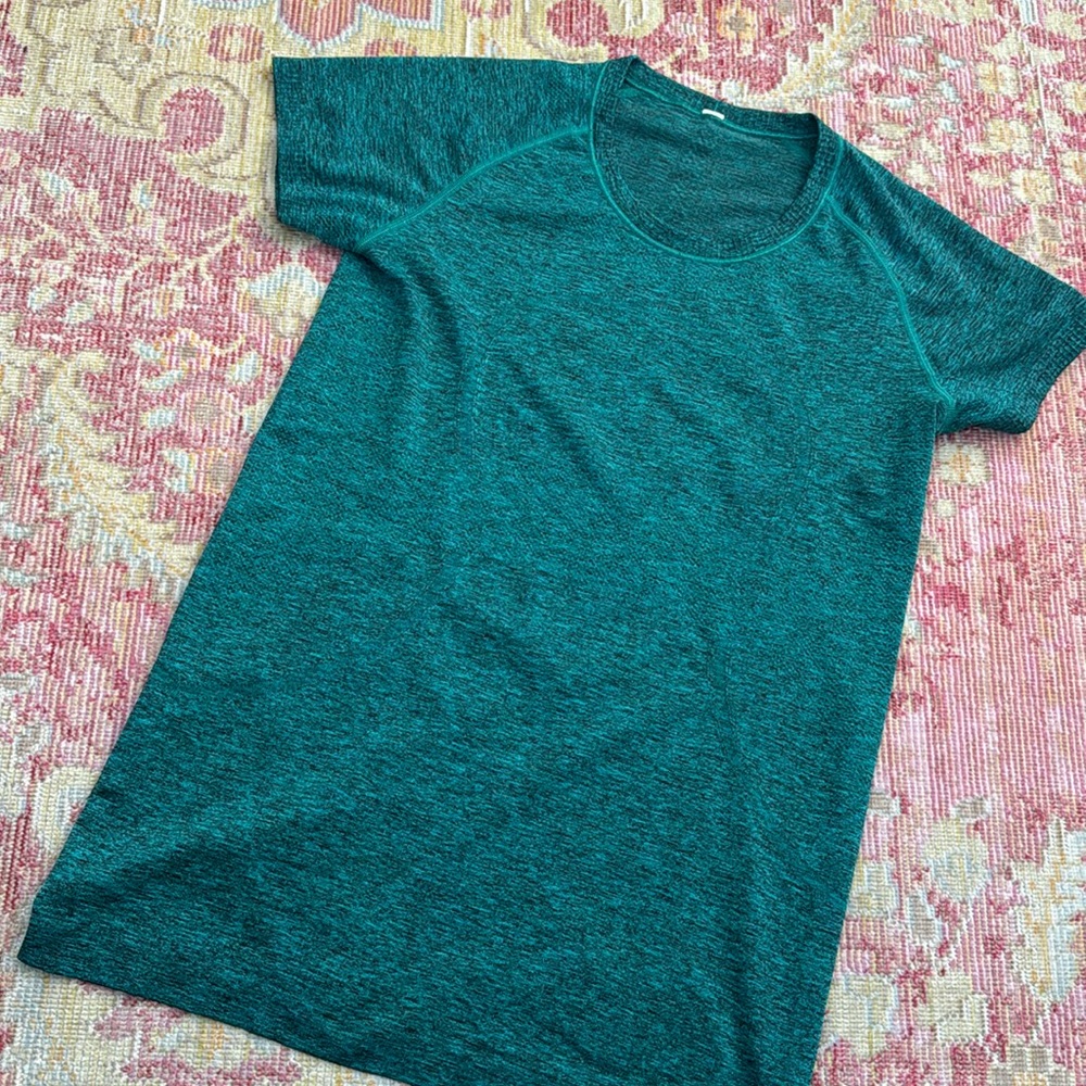 Lululemon Swiftly short sleeve top